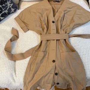 Zara Khaki dress, very cute! Never worn. size XS
